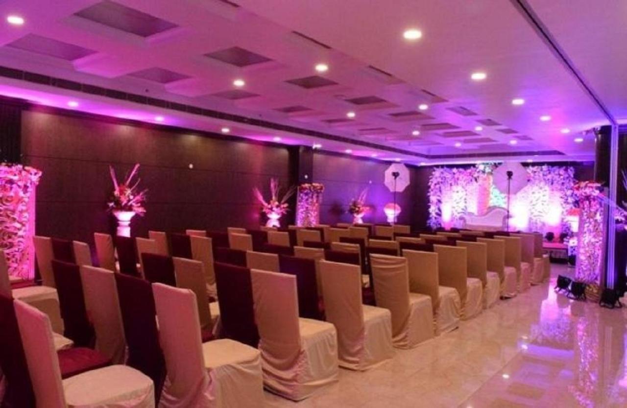 גווהטי Hotel Atithi מראה חיצוני תמונה