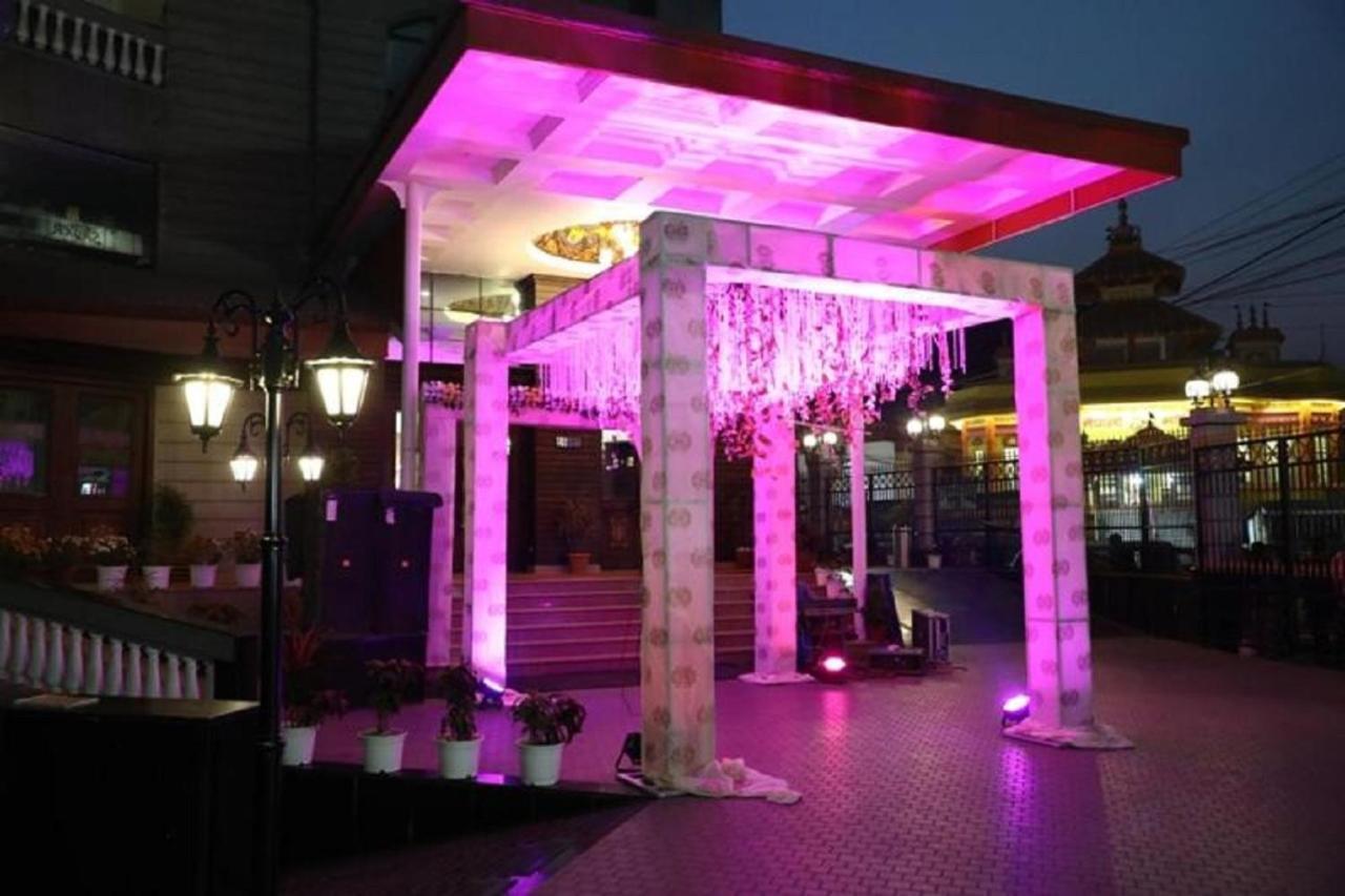 גווהטי Hotel Atithi מראה חיצוני תמונה
