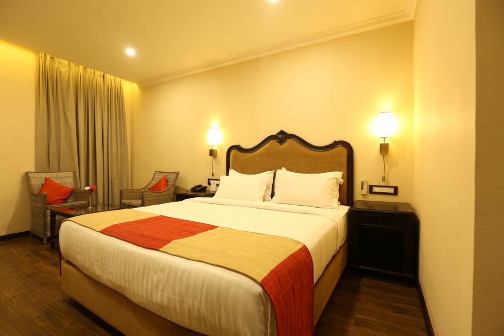 גווהטי Hotel Atithi מראה חיצוני תמונה
