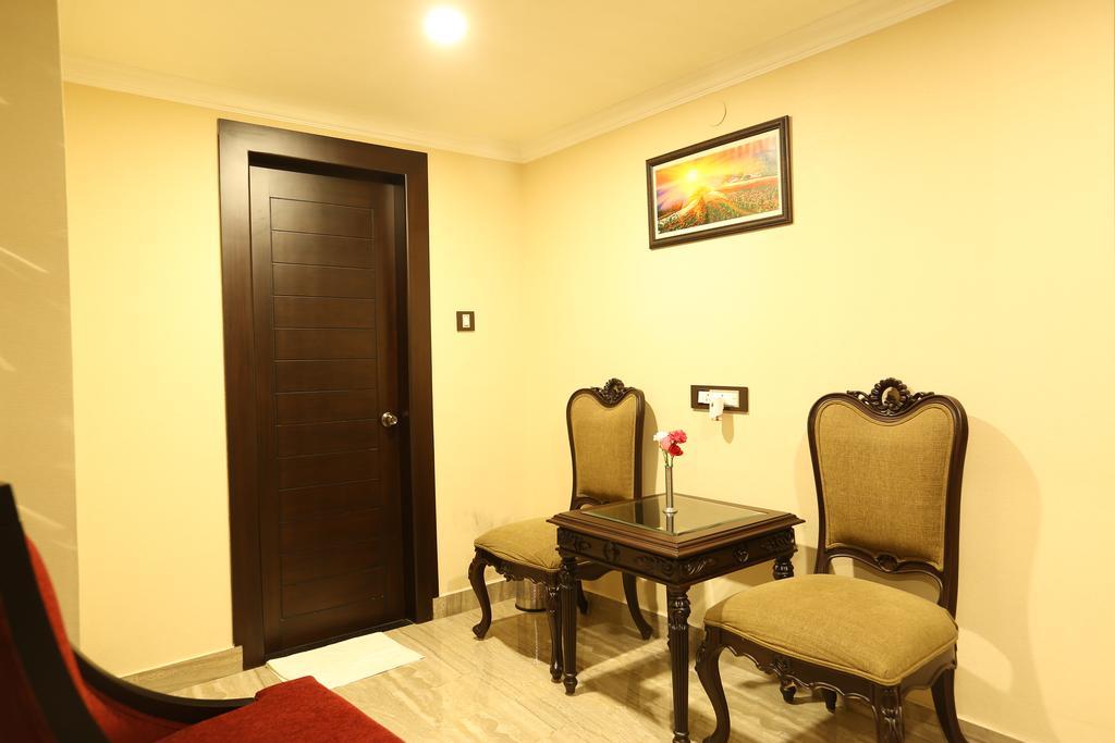 גווהטי Hotel Atithi מראה חיצוני תמונה