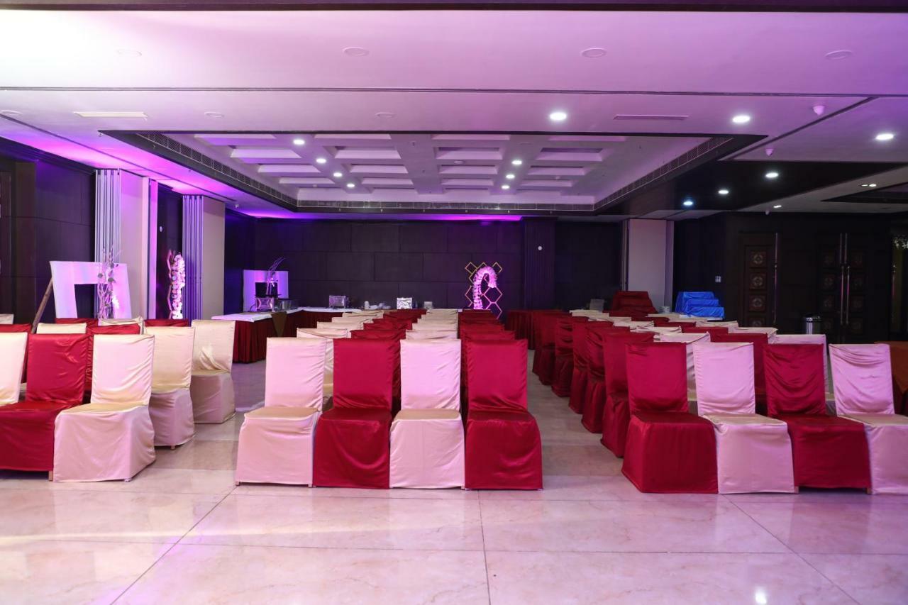גווהטי Hotel Atithi מראה חיצוני תמונה