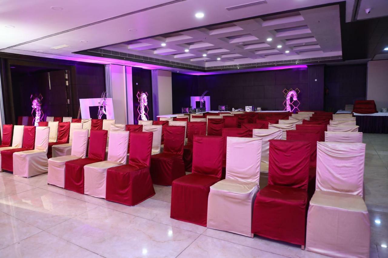 גווהטי Hotel Atithi מראה חיצוני תמונה